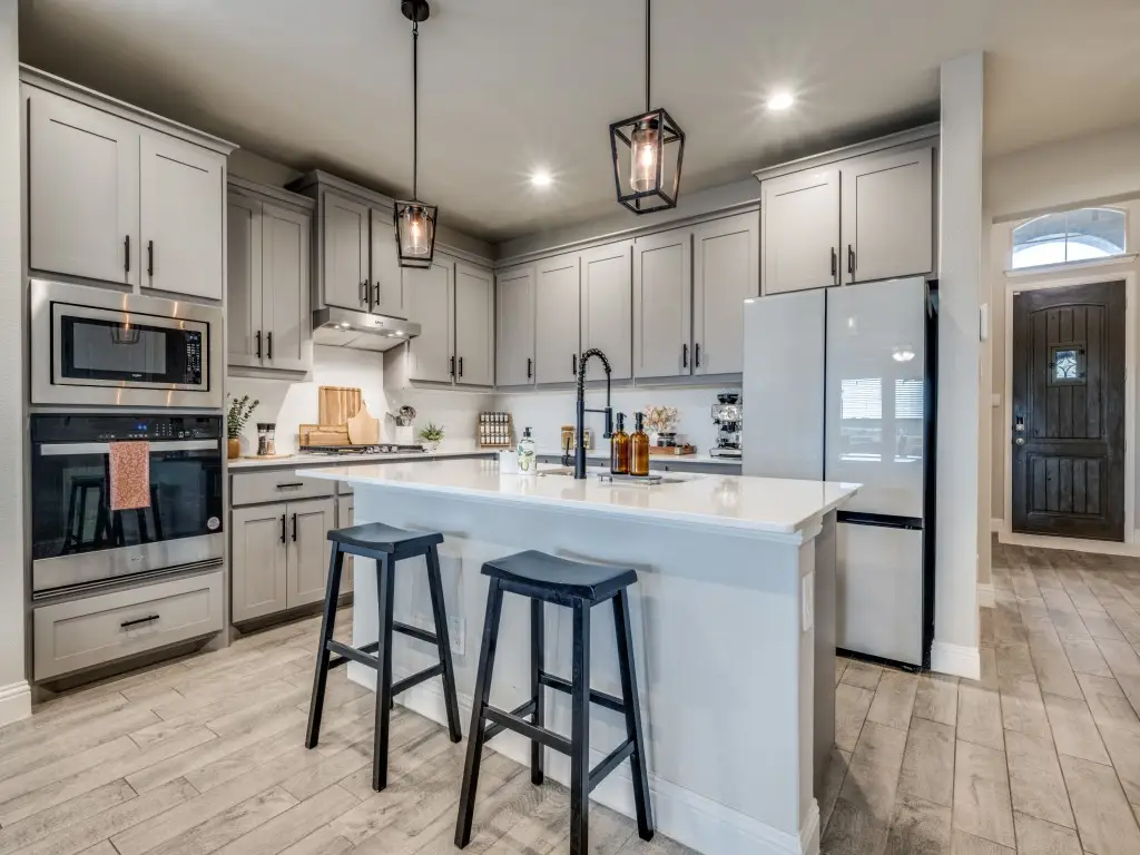 3025 Lionsgate Drive, Argyle, TX 76226 - Image #1