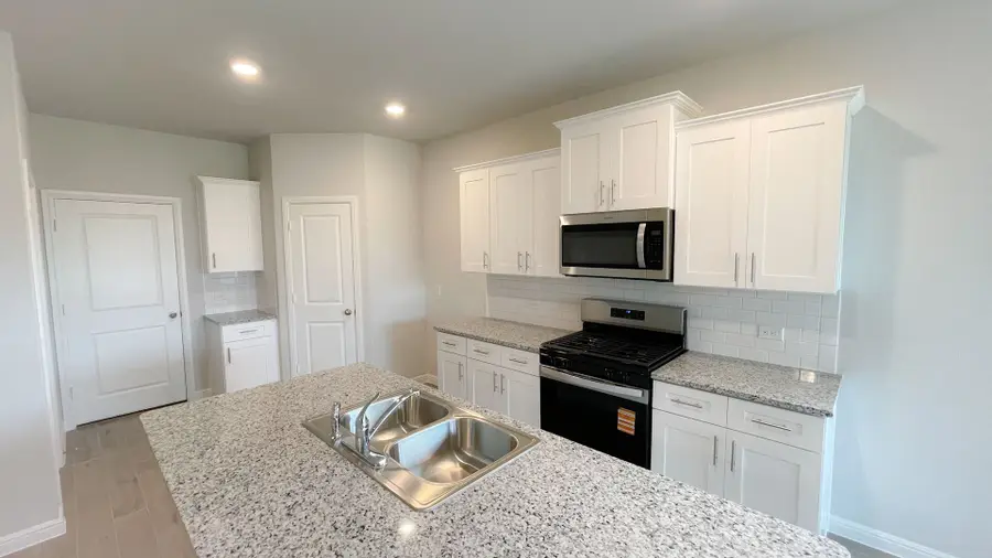 4332 Bower Hill Drive, Fort Worth, TX 76036 - Image #2