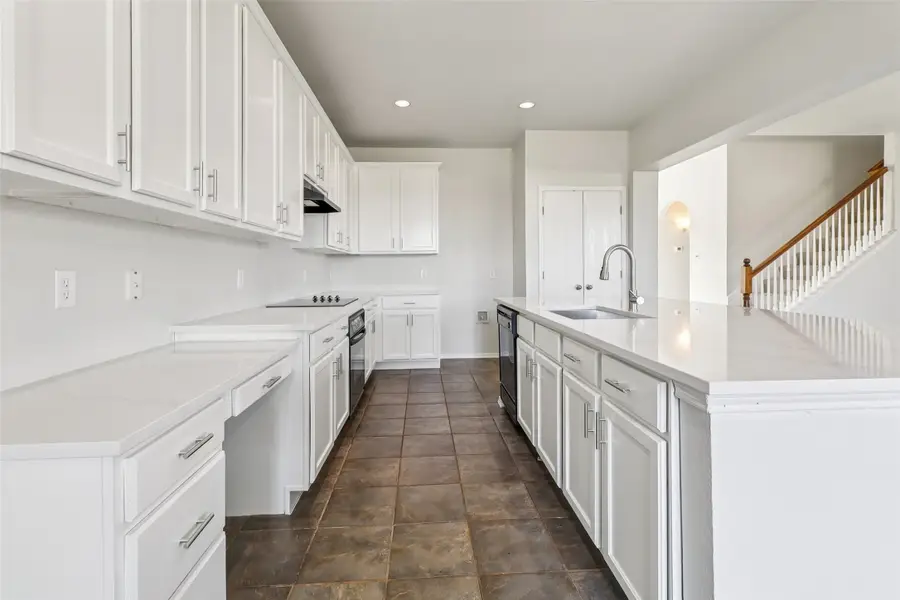 1112 Meadowlark Lane, Desoto, TX 75115 - Image #2