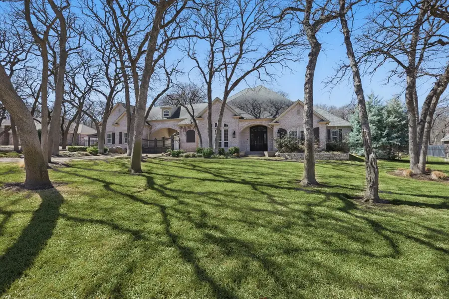 1014 Oak Tree Drive, Fort Worth, TX 76140 - Image #2