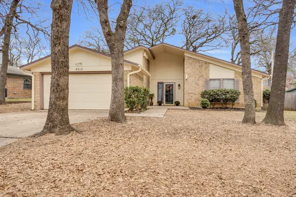 4515 Indian Oaks Trail, Arlington, TX 76017