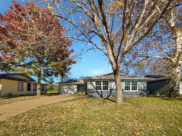 6132 Sundown Drive, Fort Worth, TX 76114