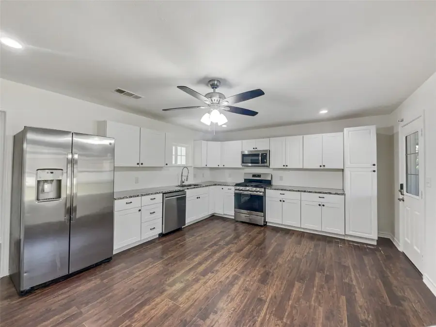 6132 Sundown Drive, Fort Worth, TX 76114 - Image #2