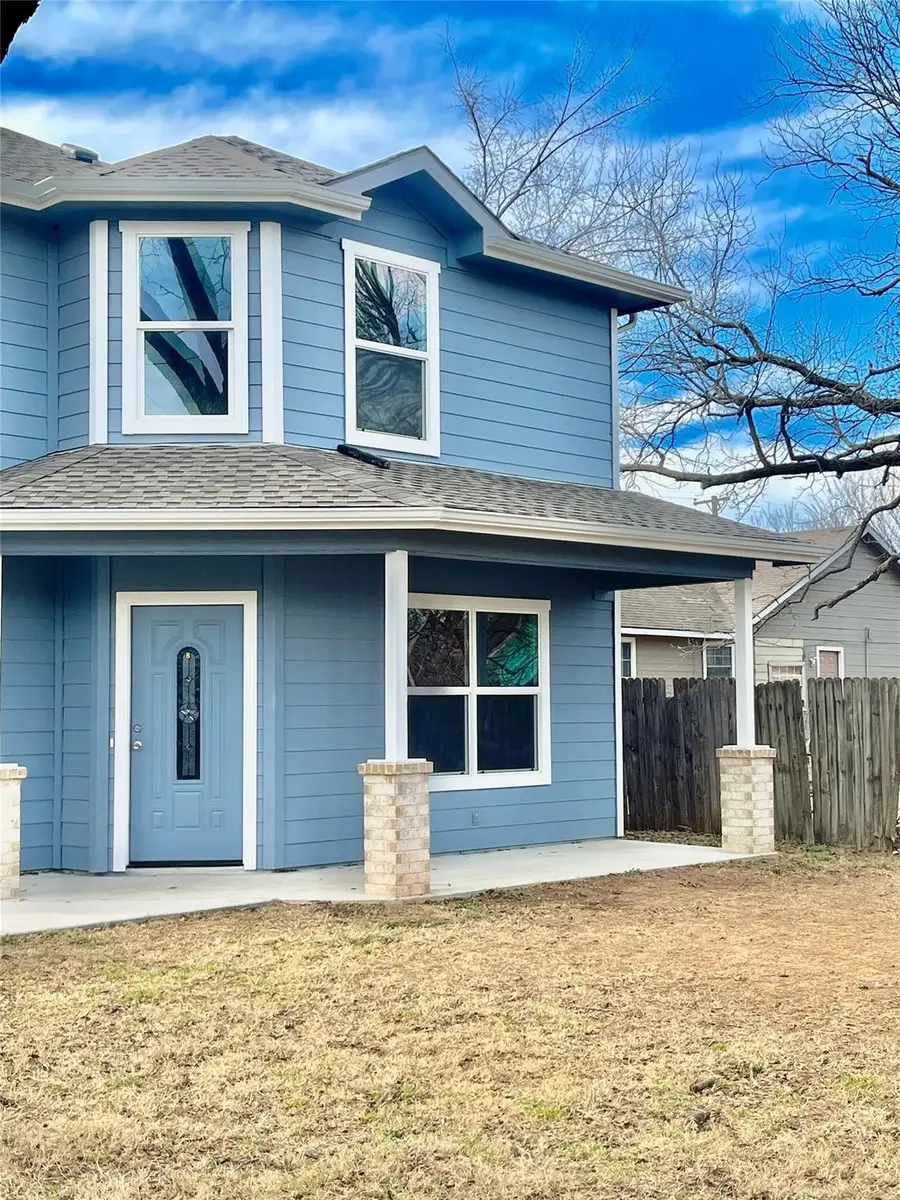 602 Sabine Avenue, Cleburne, TX 76031 - Image #2