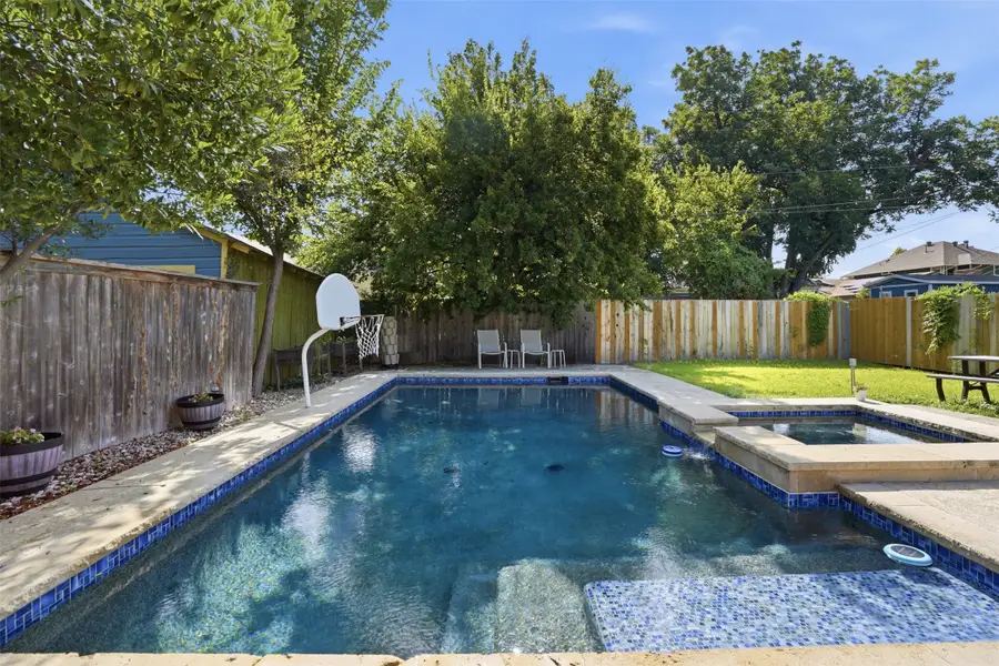 2243 Fairmount Avenue, Fort Worth, TX 76110 - #2