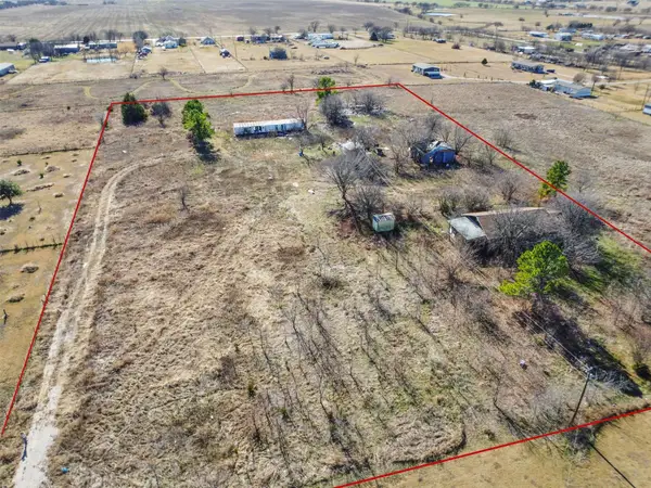 7560 Dobbs Road, Sanger, TX 76266