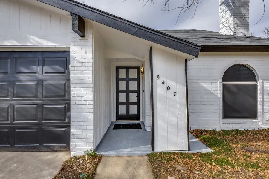 5407 Duchess Court, Lake Dallas, TX 75065 - Image #3