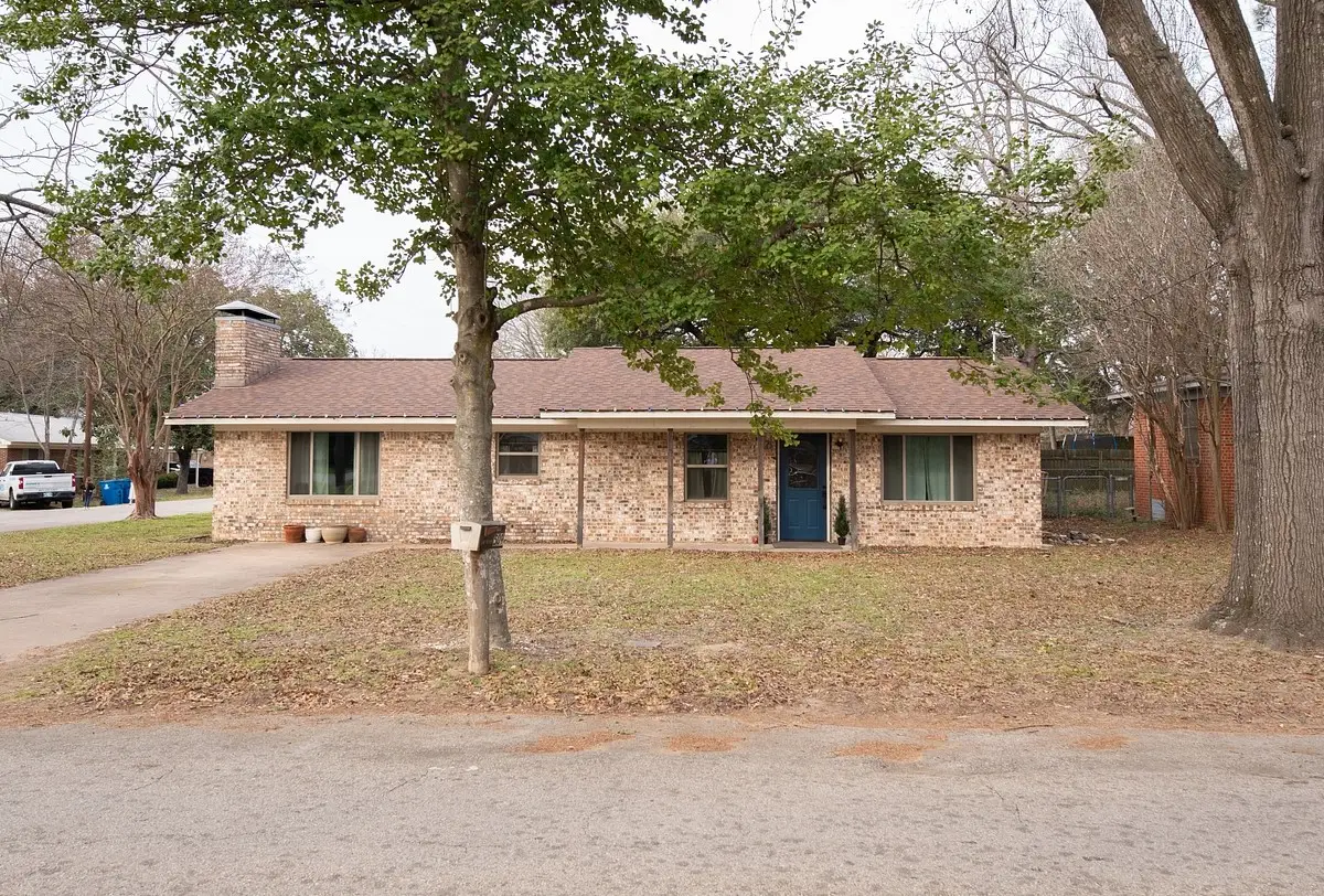 509 W South Street, Lindale, TX 75771 - Image #1