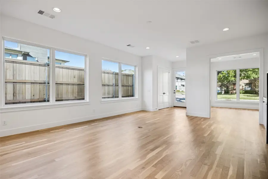 5600 Ellsworth Avenue, Dallas, TX 75206 - Image #3