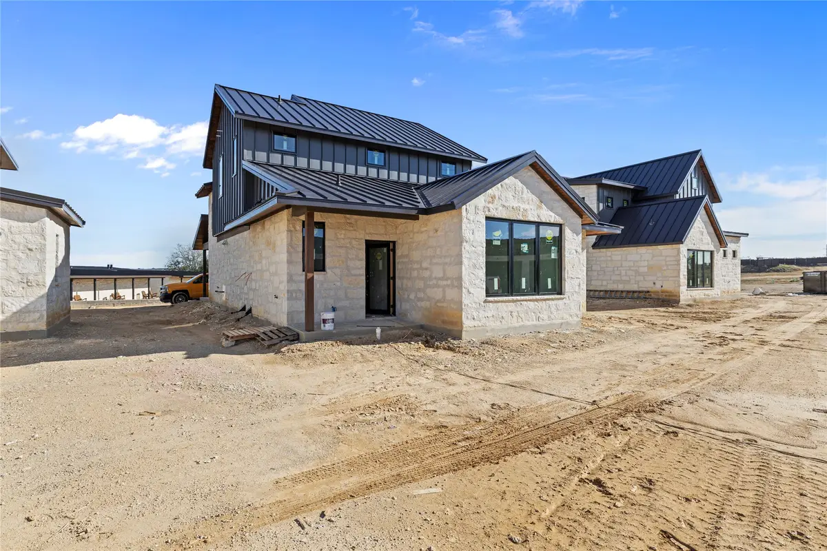 375 Emma Jean Trail, Iredell, TX 76649 - Image #1