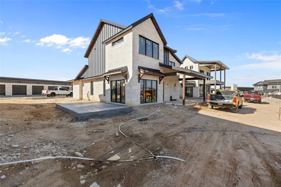 375 Emma Jean Trail, Iredell, TX 76649 - Image #2