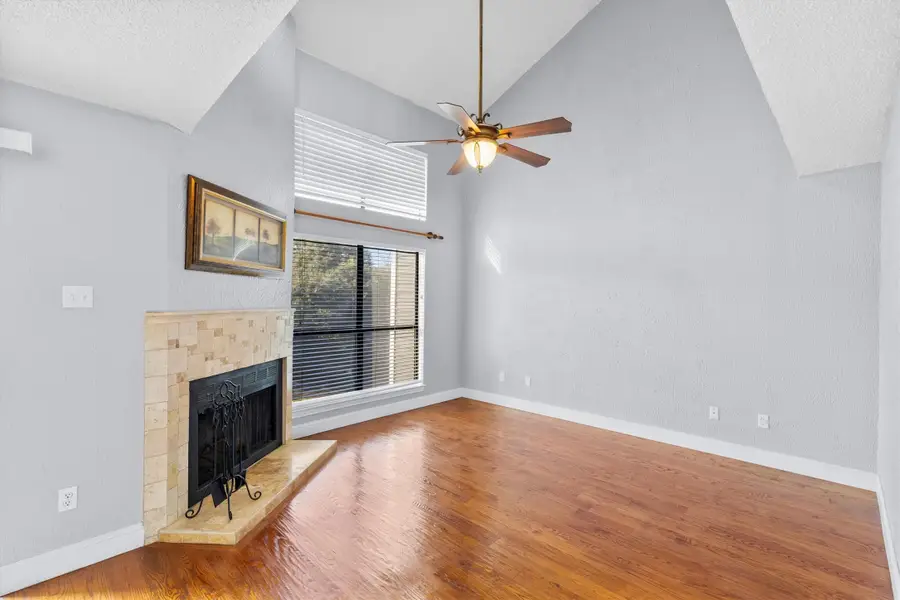 5840 Spring Valley Road #912, Dallas, TX 75254 - Image #2