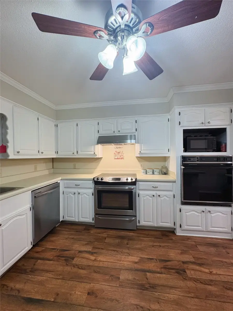 2401 Matthew Drive, Mount Pleasant, TX 75455 - Image #3