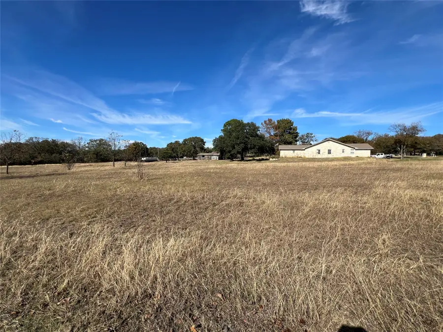 310 Oakhill Drive, Keene, TX 76059 - Image #2