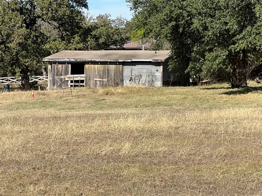 310 Oakhill Drive, Keene, TX 76059 - Image #3