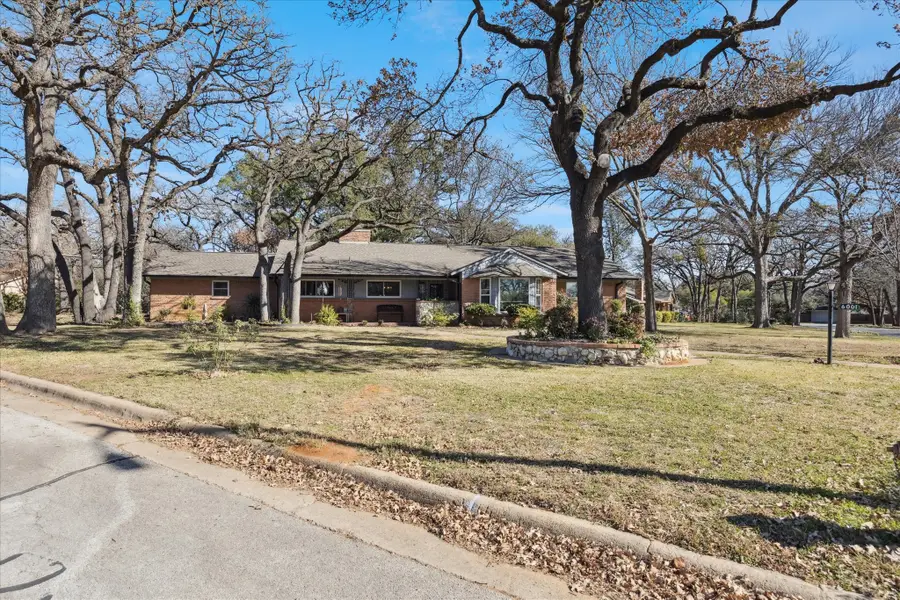 6001 Jacqueline Road, Fort Worth, TX 76112 - Image #3