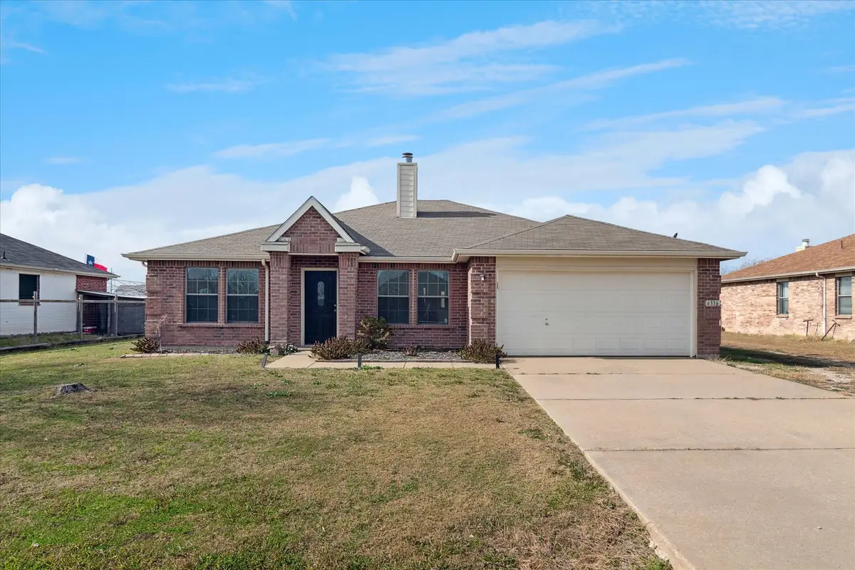 6336 Sand Stone Circle, Nevada, TX 75173 - Image #1