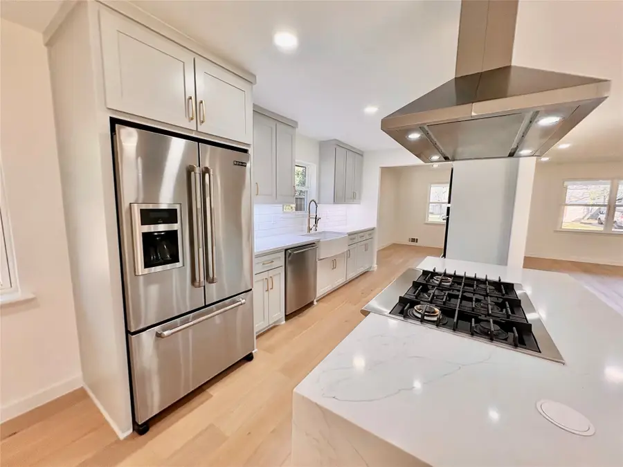 9920 Greenfield Drive, Dallas, TX 75238 - Image #2