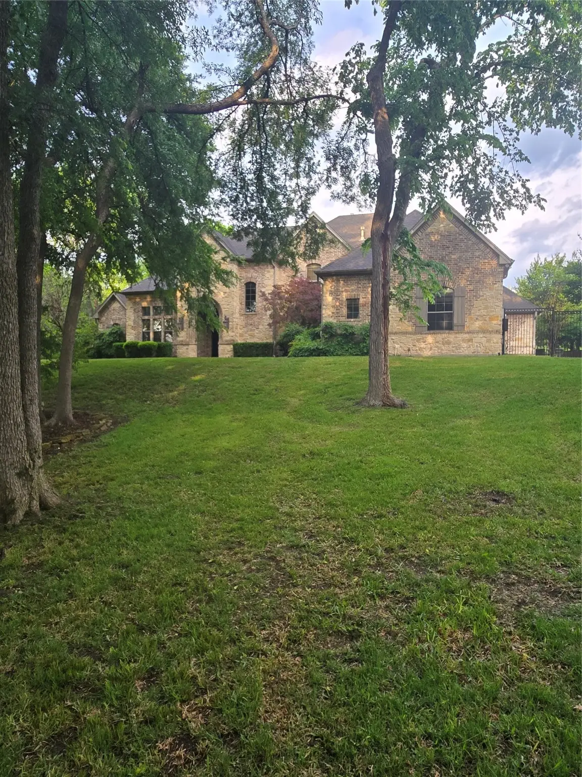 4541 Stonewood Circle, Midlothian, TX 76065 - Image #1