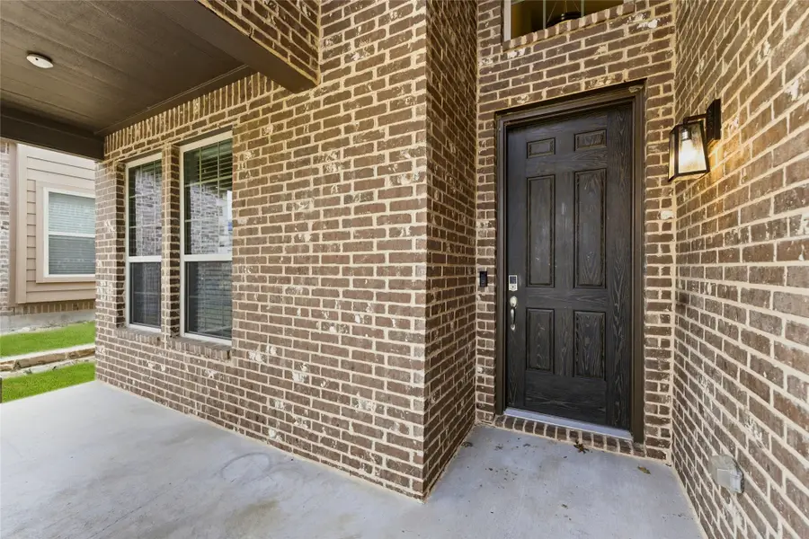 5649 Salt Springs Drive, Fort Worth, TX 76179 - Image #3