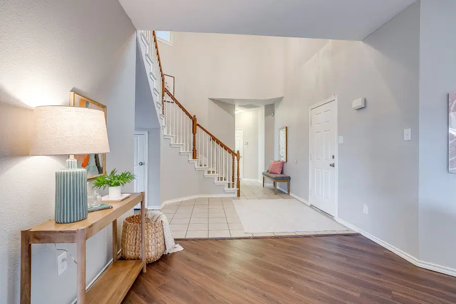 4901 Sailwind Drive, Fort Worth, TX 76135 - Image #3