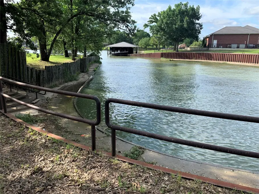 11 Bayview Circle, Corsicana, TX 75109 - Image #2