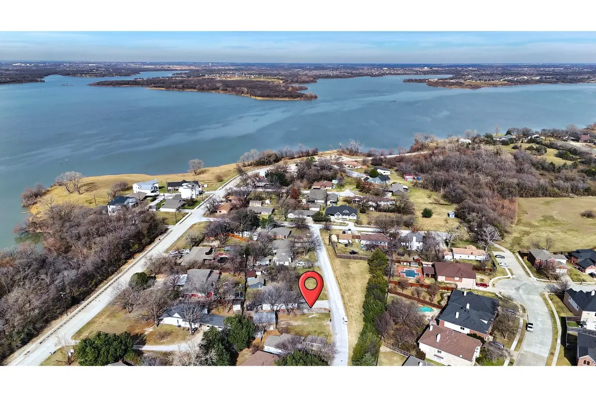 111 Faye Circle, Little Elm, TX 75068 - Image #1