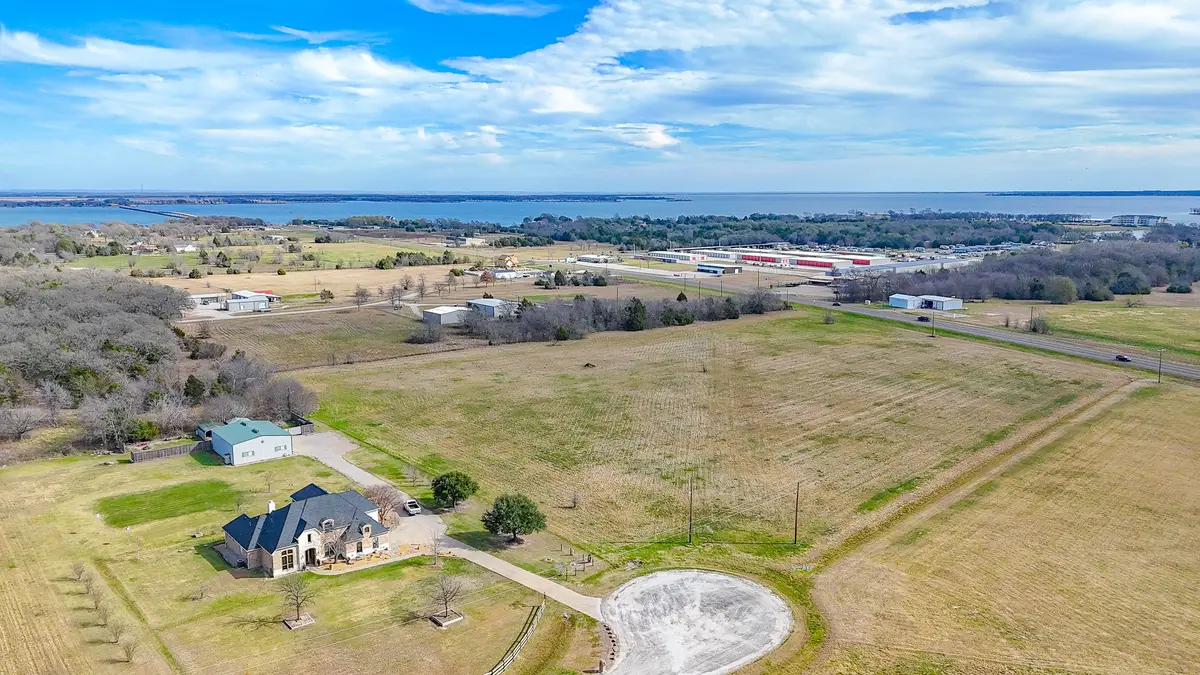 285 Cowboy Way, Corsicana, TX 75109 - Image #1