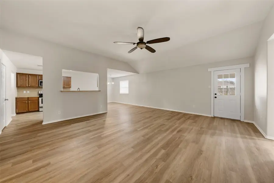 247 Ashland Drive, Woodway, TX 76712 - Image #2