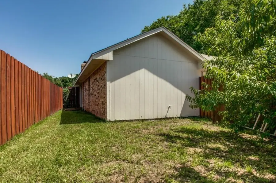 2412 Ridgestone Drive, Dallas, TX 75287 - Image #2