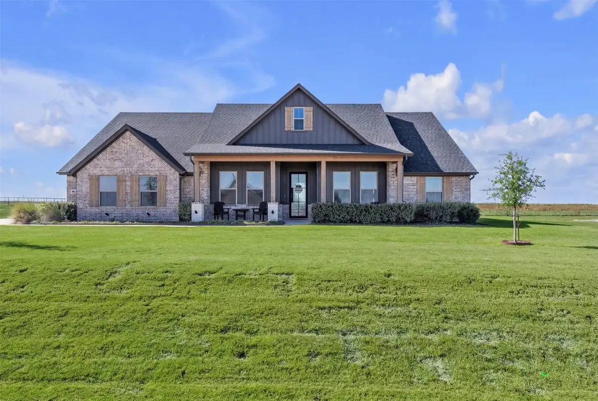 6632 Buffalo Ridge Circle, Godley, TX 76044 - Image #1
