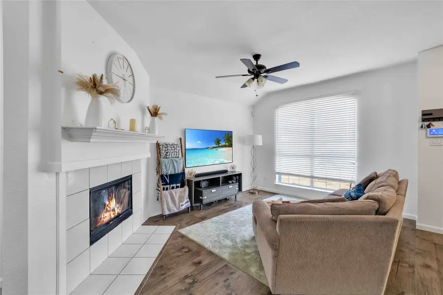 6913 Fairfield Drive, Rowlett, TX 75089 - Image #3