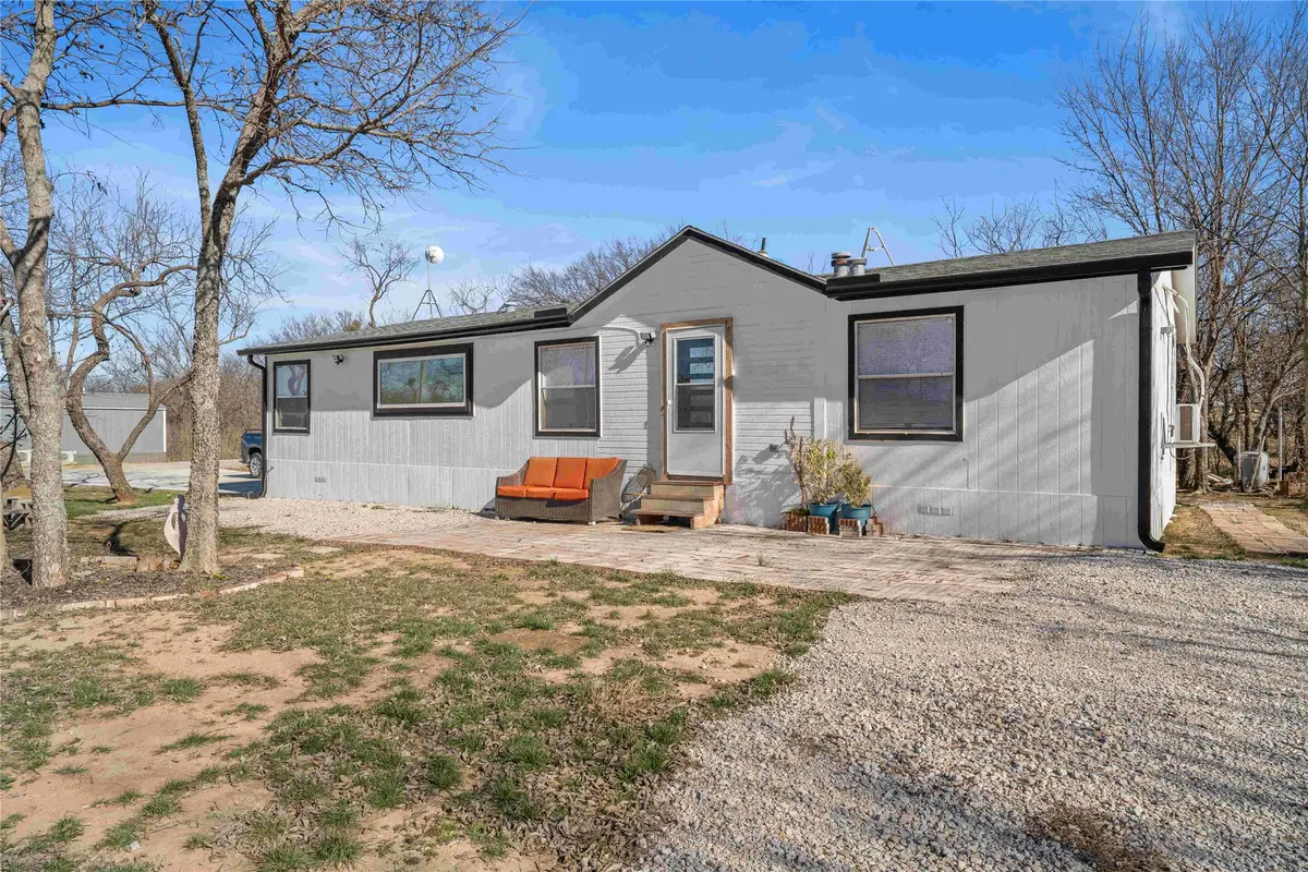 169 Cumberland Trail, Bridgeport, TX 76426 - Image #1