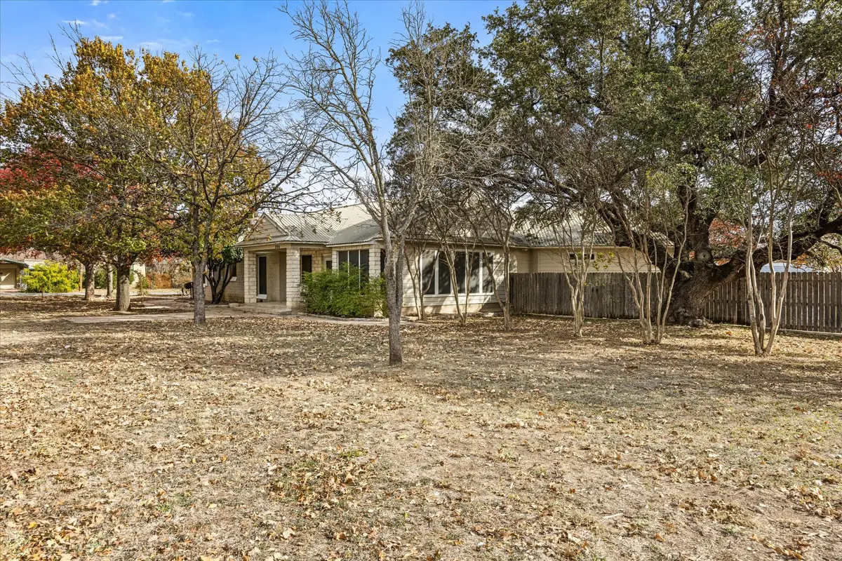 206 N Bouldin Street, Hamilton, TX 76531 - Image #1