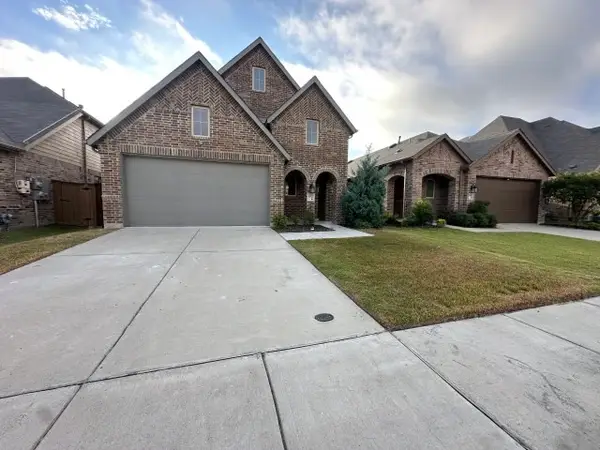 3942 Rochelle Lane, Heartland, TX 75126