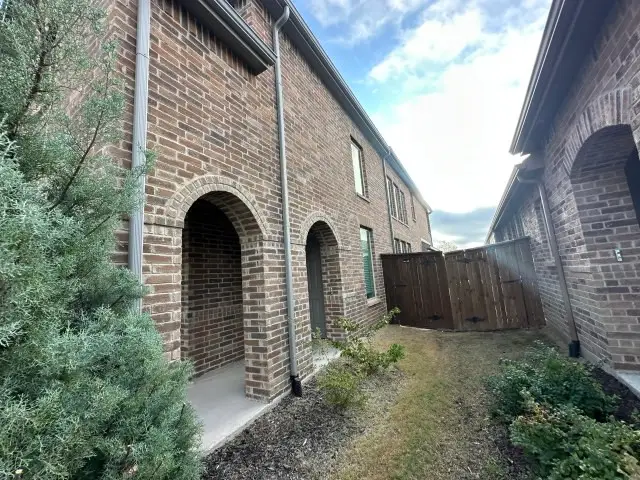 3942 Rochelle Lane, Heartland, TX 75126 - Image #2