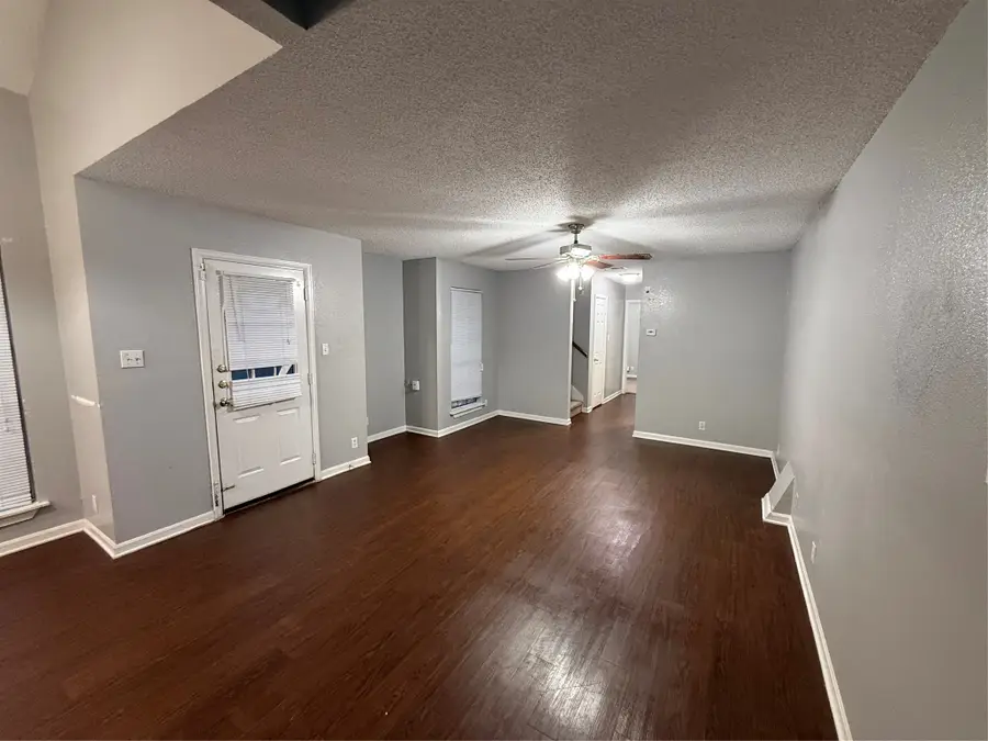 533 Horse Shoe Bend, Mesquite, TX 75149 - Image #3