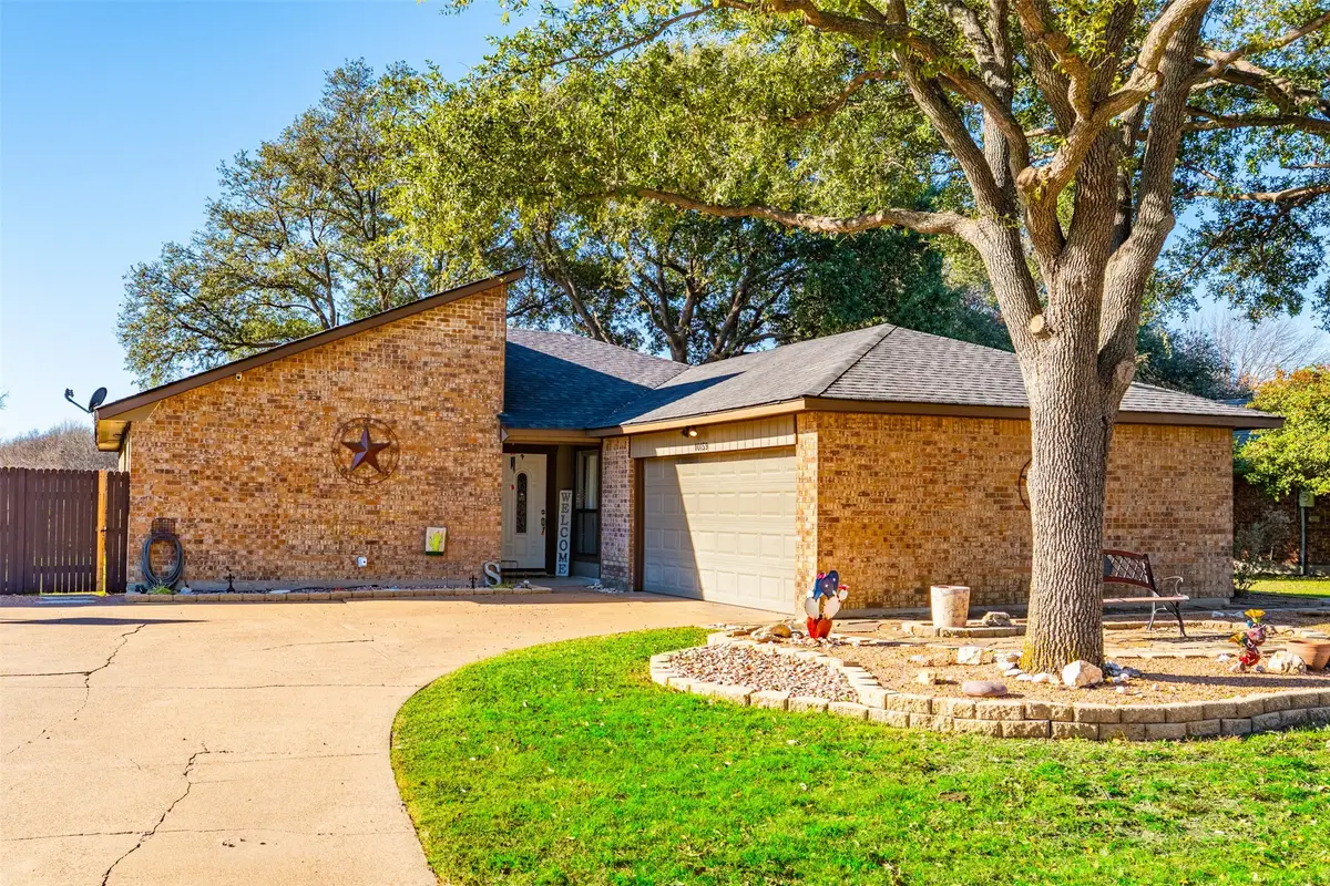 10159 Powder Horn Road, Fort Worth, TX 76108 - Image #1