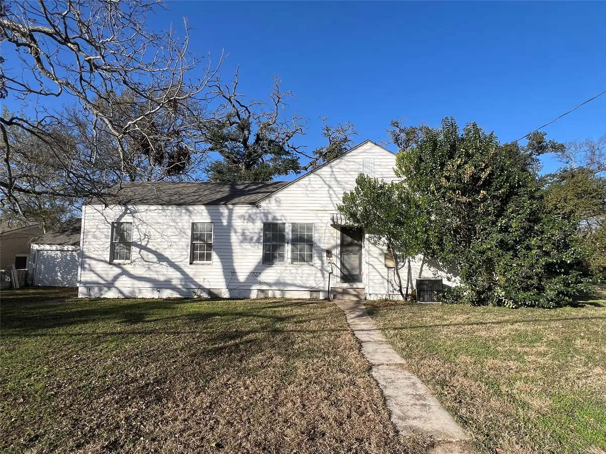 202 Shady Street, Marlin, TX 76661 - #1
