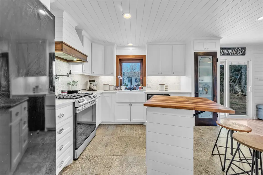 209 Mccurdy Street, Crowley, TX 76036 - Image #2