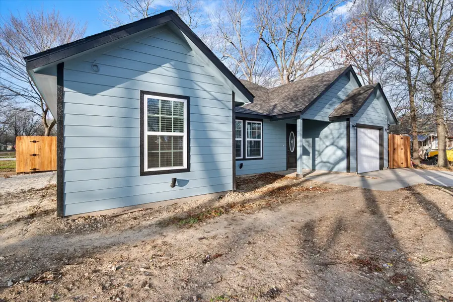 401 N Goodman Avenue, Kerens, TX 75144 - Image #3