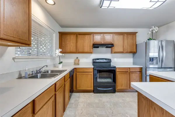 2101 Benning Way, Fort Worth, TX 76177