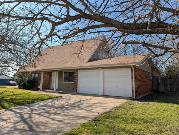 6732 Plantation Road, Forest Hill, TX 76140