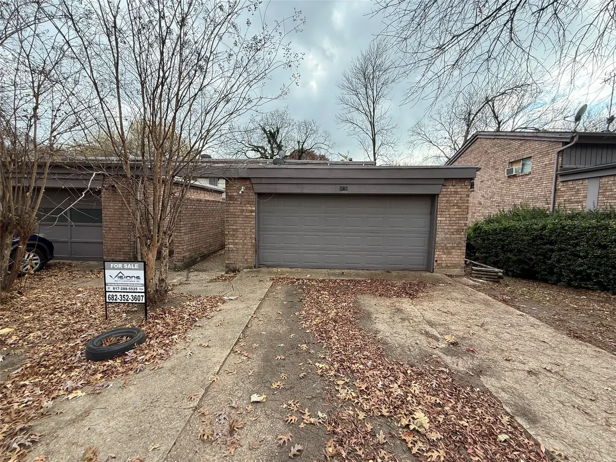 818 Clarissa Place, Garland, TX 75040 - Image #1