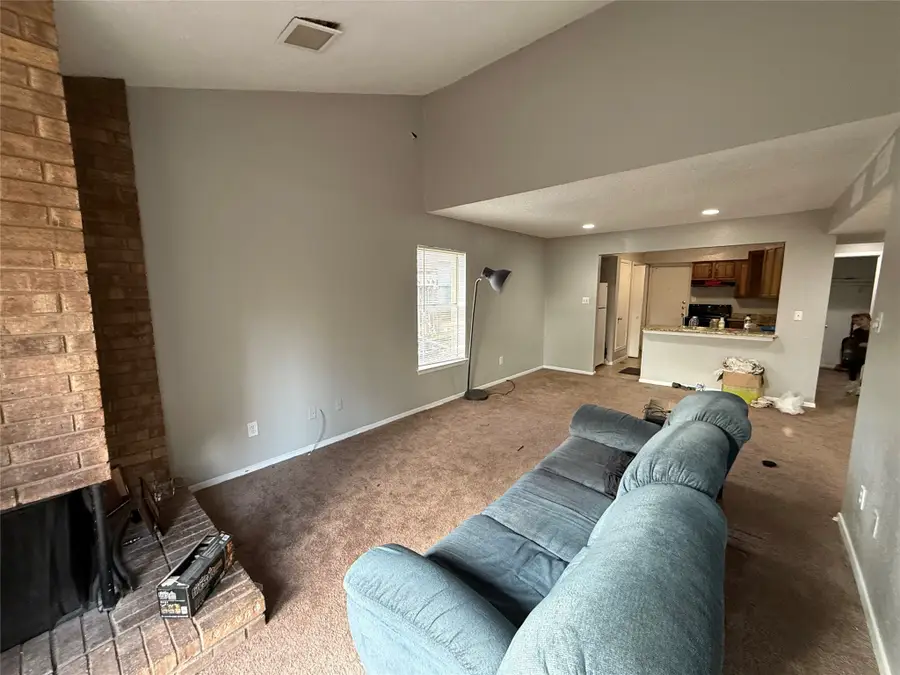 818 Clarissa Place, Garland, TX 75040 - Image #3