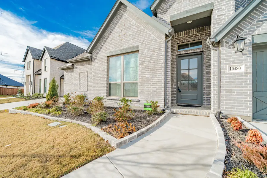 10480 Gray Hills Drive, Fort Worth, TX 76126 - Image #3