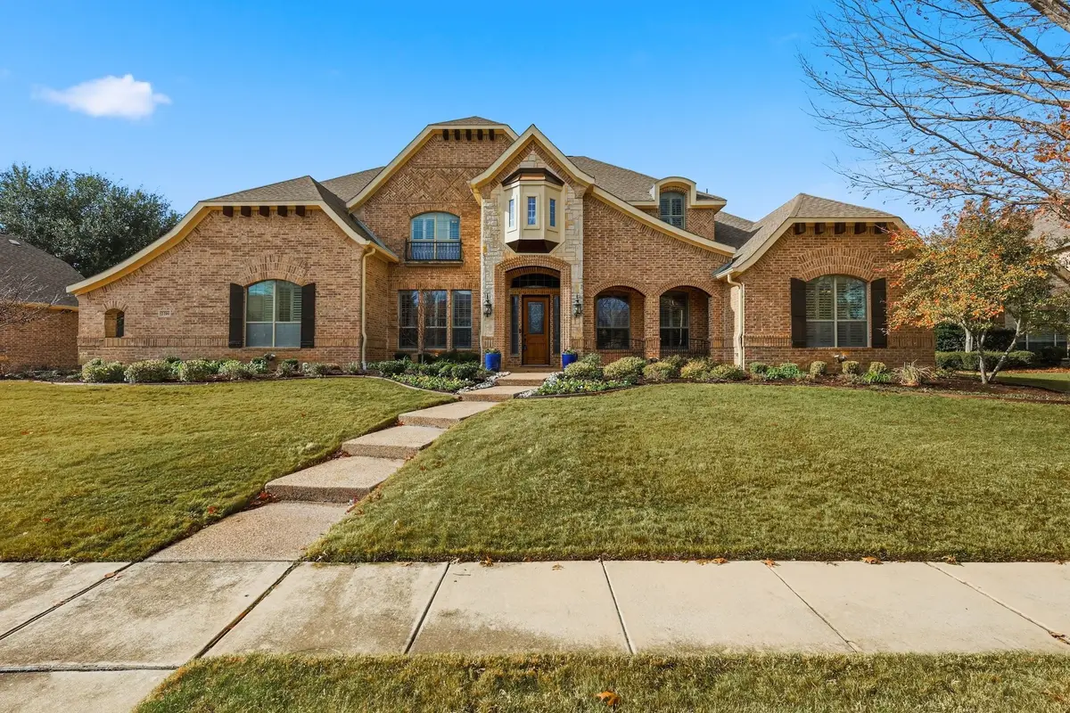 2201 Mockingbird Lane, Flower Mound, TX 75022 - Image #1