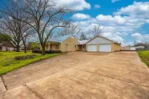 1717 Pipeline Road, Cleburne, TX 76033 - Image #2