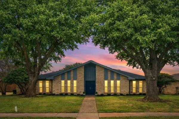 528 Sheffield Drive, Richardson, TX 75081