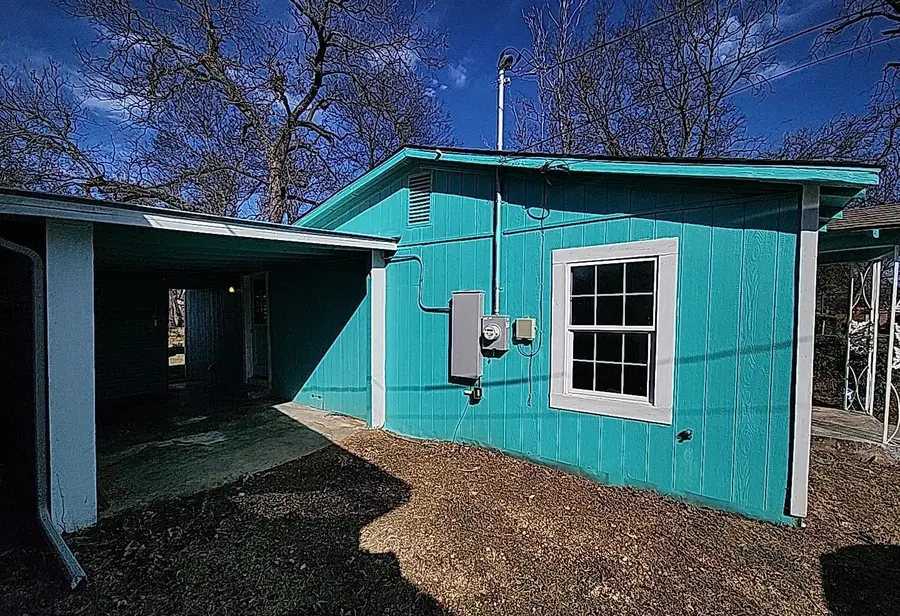 108 Monroe Street, Cleburne, TX 76033 - Image #3